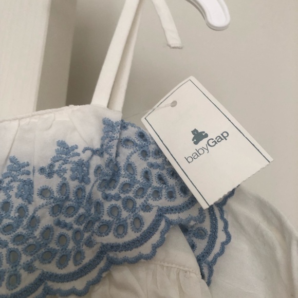 NWT Baby Gap 2 years white with blue dress - Picture 3 of 3